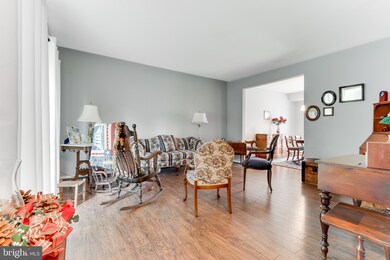 8565 Yoder St, Manassas, VA 20110 - photo 3