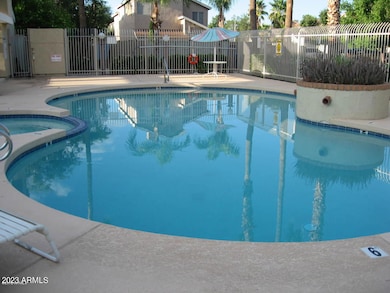 1811 S 39th St unit 37, Mesa, AZ 85206 - photo 3
