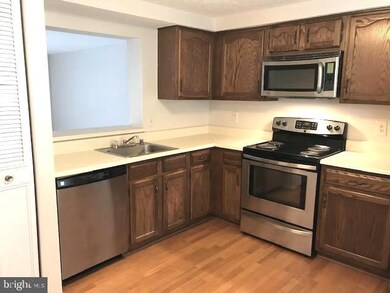 15019 Oak Crest Ct, Dumfries, VA 22025 - photo 6