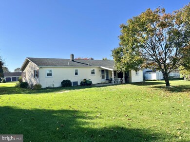 680 Stone Hill Rd, Shoemakersville, PA 19555 - photo 2