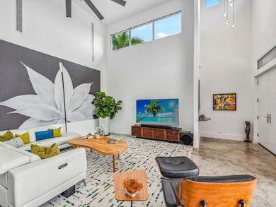 600-crescent-st-marco-island-fl-34145-li