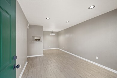 8100 Creekbend Dr unit 183, Houston, TX 77071 - photo 3