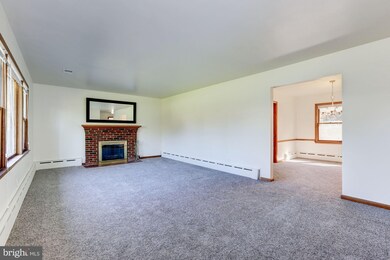 14701 Old Columbia Pike, Burtonsville, MD 20866 - photo 6