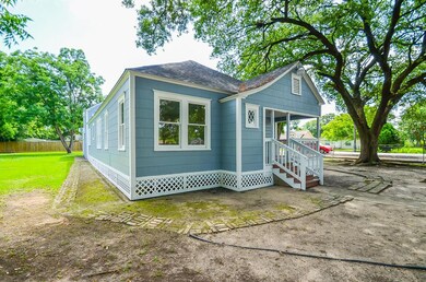 8271 Grafton St, Houston, TX 77017 - photo 3