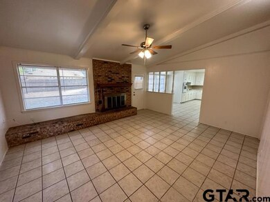 1401 Kensington Dr, Tyler, TX 75703 - photo 4