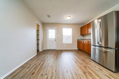 unlisted-address, Denton, TX 76210 - photo 6