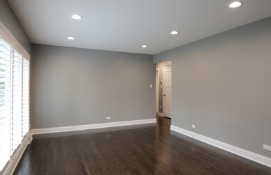 465 W Fremont Ave, Elmhurst, IL 60126 - photo 4