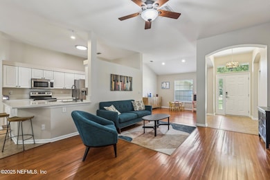 7-web-or-mls-N Kyle Way-0106-007