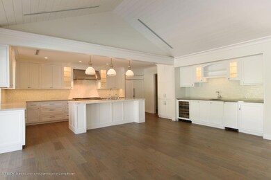 Kitchen and Bar