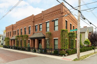 46 e 4th Ave-7