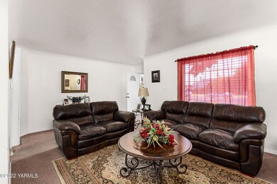 3904S3rdSt_05