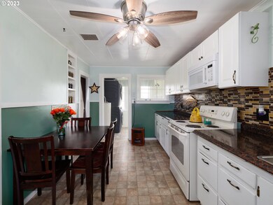 309 4th Ave NE, Napavine, WA 98565 - photo 7