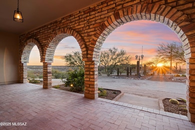 06-Front Porch
