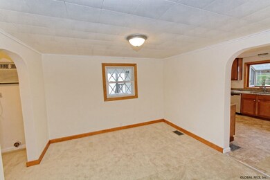 129 N Amherst Ave, Schenectady, NY 12304 - photo 7