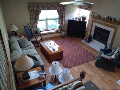 6 Outlook Ct, Troy, NY 12182 - photo 2