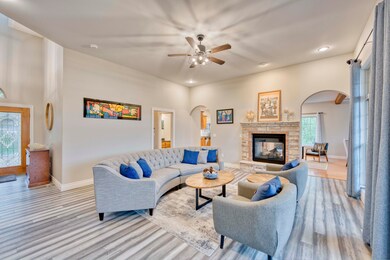 1411 Stoneycreek Cir, Branson West, MO 65737 - photo 7