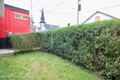 75 Broad St, Keyport, NJ 07735 - photo 4