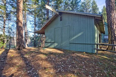 5821 Azalea Dr, Grants Pass, OR 97526 - photo 6