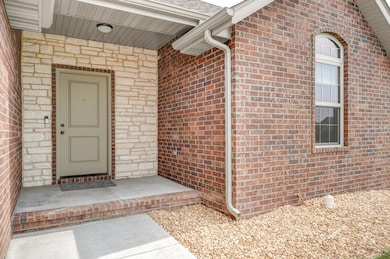 877 E Scott Wayne Dr, Nixa, MO 65714 - photo 3