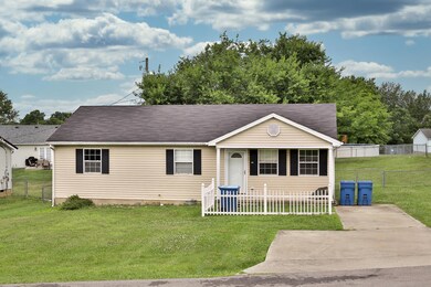 1033 Pinewood Ct, Lawrenceburg, KY 40342 - photo 2