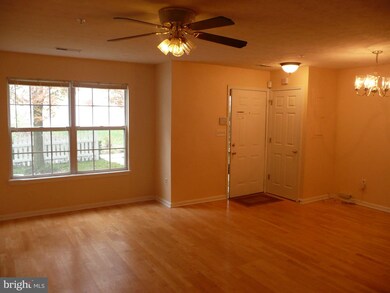 8888 Goose Landing Cir unit ., Columbia, MD 21045 - photo 3