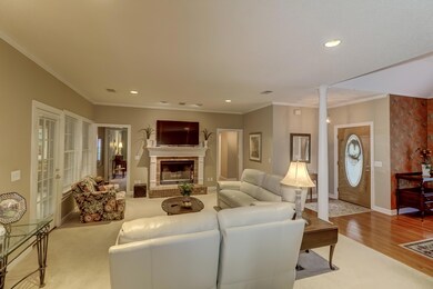 521 Hidden Blvd (5)