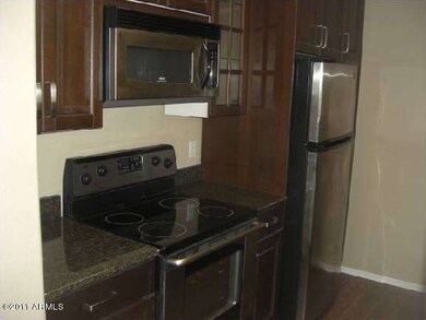 6 - Kitchen