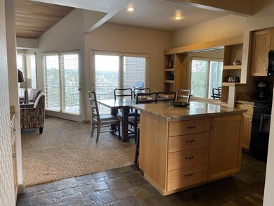 2390 Snowgoose Dr unit RV11B, Redmond, OR 97756 - photo 4