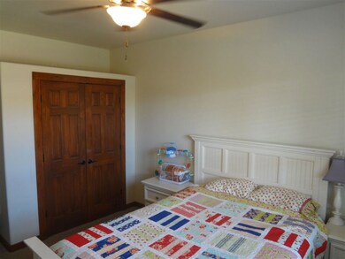 1044 Pajarito Dr, Alamogordo, NM 88310 - photo 4