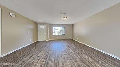 4126 Oriely Dr W, Jacksonville, FL 32210 - photo 4