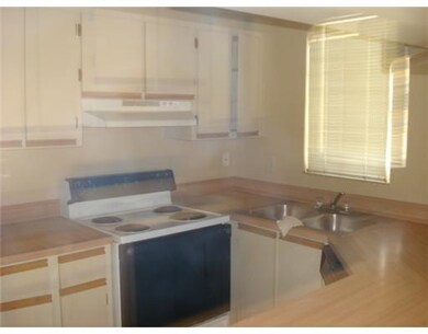 18340 NW 68th Ave unit 5-I, Hialeah, FL 33015 - photo 6