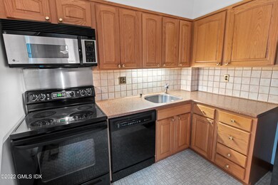 122 Greenwich Hills Dr, Greenwich, CT 06831 - photo 7