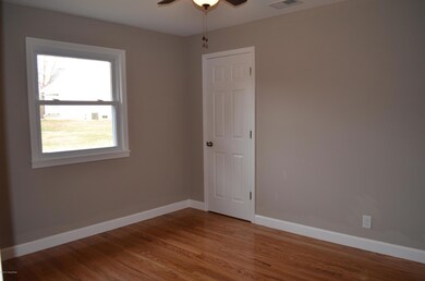 7407 Mayrow Dr, Louisville, KY 40291 - photo 7