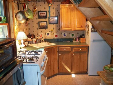 20 Toby Hill Rd, Newfane, VT 05345 - photo 6