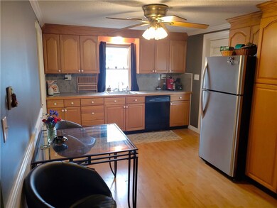 13 Craigie Ave, Woonsocket, RI 02895 - photo 6