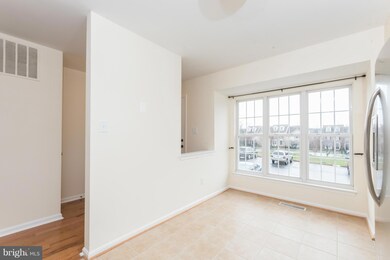 21957 Manning Square, Sterling, VA 20166 - photo 6