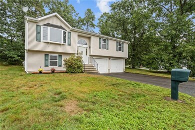 42 Eaton St, Cumberland, RI 02864 - photo 5