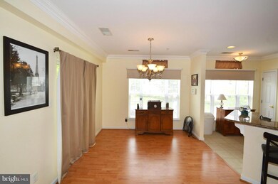 25240 Lake Shore Square unit 205, Chantilly, VA 20152 - photo 5