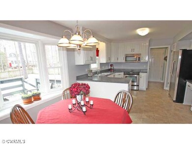 Kitchen - Renovated kitchen with large eat-in area
