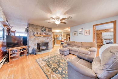 51 Devaux Rd, Torrington, CT 06790 - photo 5