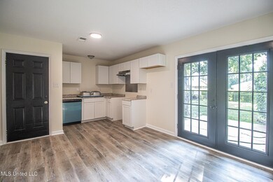 103 N Wilson-65