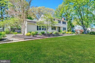 11 Monterey Dr, Princeton Junction, NJ 08550 - photo 2