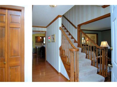 Entry/Foyer. Lovely entry way with an eye catching