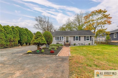 385 Metlars Ln, Piscataway, NJ 08854 - photo 4