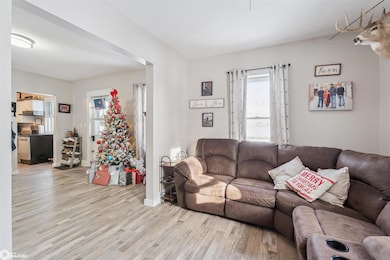 506 S 8th St, Montezuma, IA 50171 - photo 6