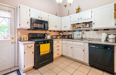 451 Tulsa Ave, Carpentersville, IL 60110 - photo 6