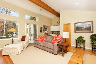 1220MtnViewDr_CREST020
