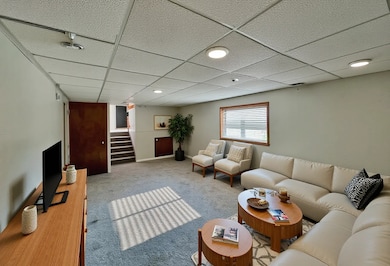 19202 Sherman St, Lansing, IL 60438 - photo 6