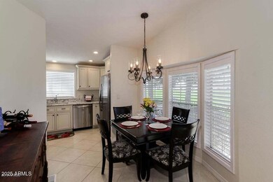 Eat-in kitchen