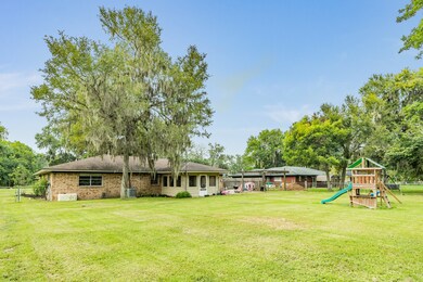 944 Mulberry Ln, Brazoria, TX 77422 - photo 5